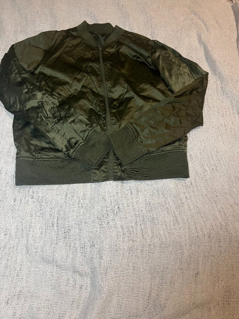 City Streets Olive Green Bomber Jacket – Kids Size Large